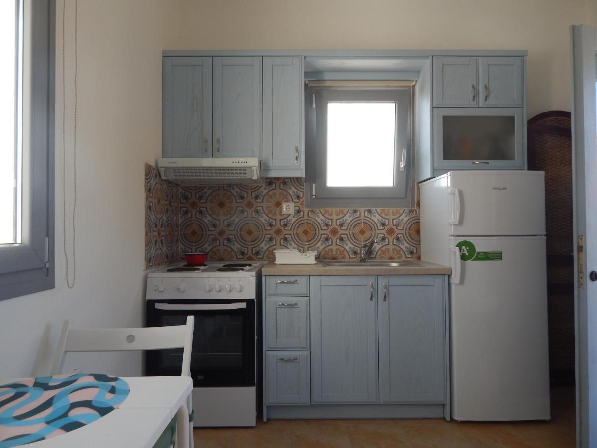 Armonia Studios, Apartments & Villa Mikri Vigla Extérieur photo