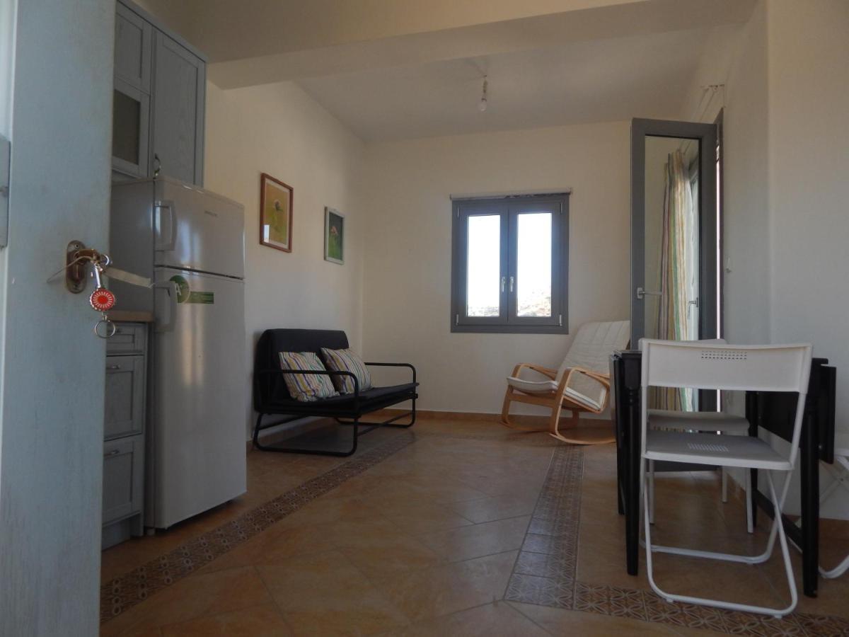 Armonia Studios, Apartments & Villa Mikri Vigla Extérieur photo