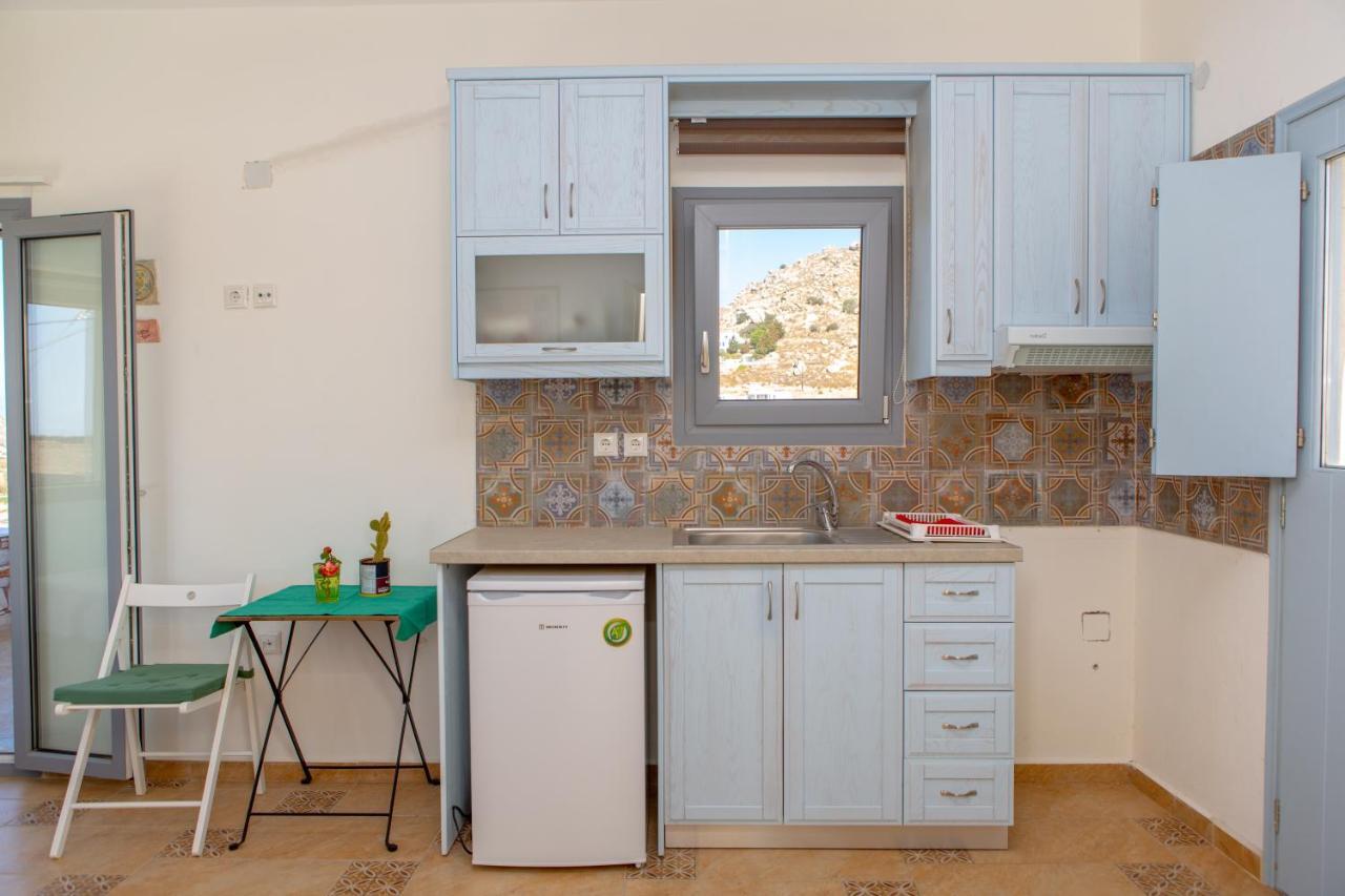 Armonia Studios, Apartments & Villa Mikri Vigla Extérieur photo