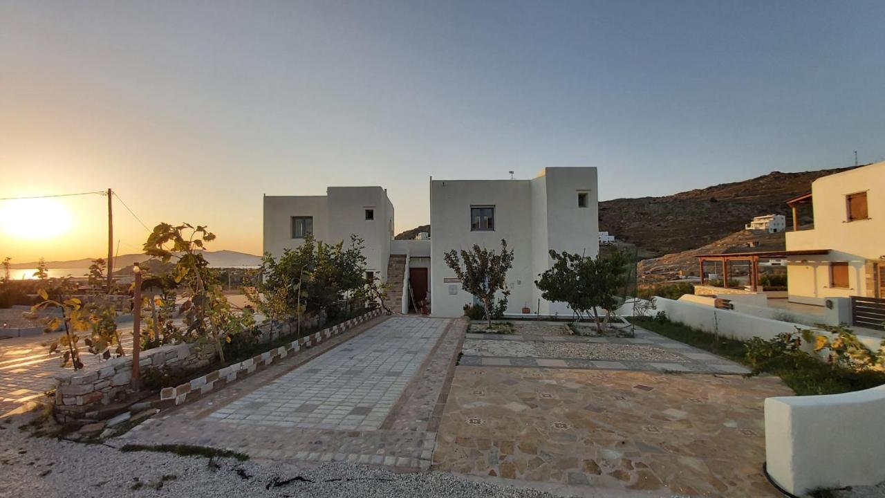 Armonia Studios, Apartments & Villa Mikri Vigla Extérieur photo